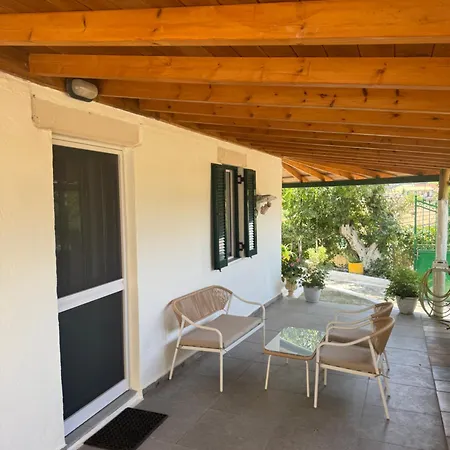 Basil & Breeze 3* Lazarata